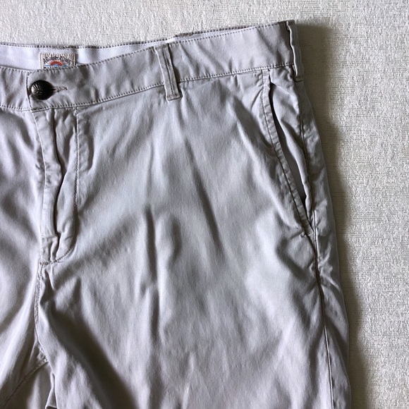 Faherty Island Life Short Mens 38 Organic Cotton Blend Tan Color With Pockets - Picture 3 of 16